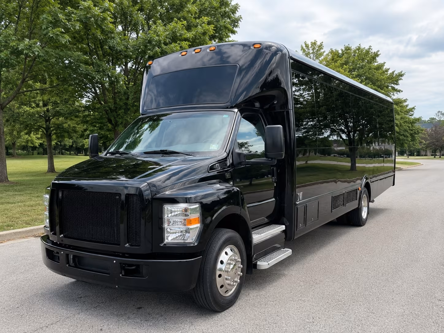 Norfolk Bachelor & Bachelorette Transportation