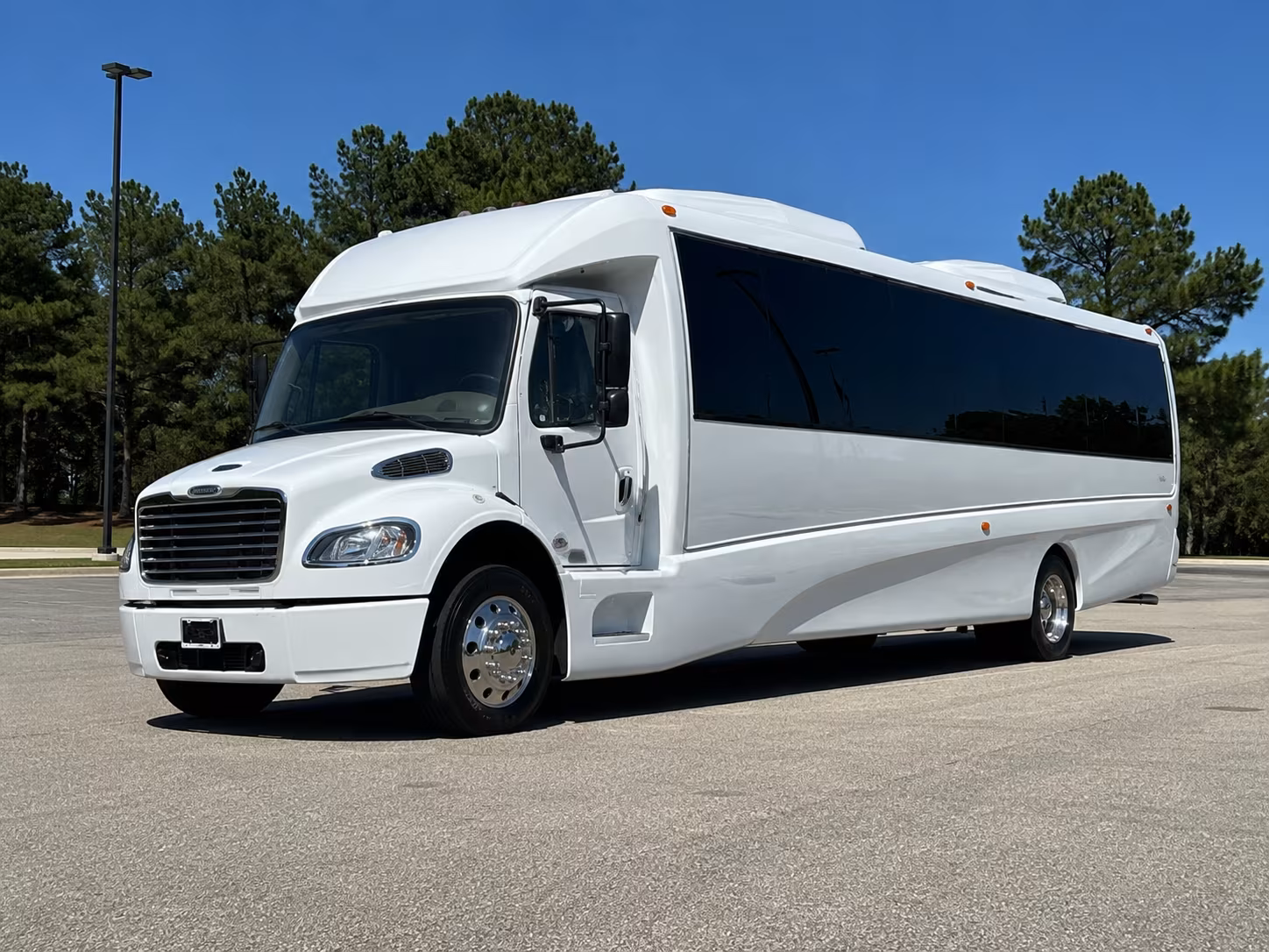 Hampton Winery Tour & Pub Crawl Transportation