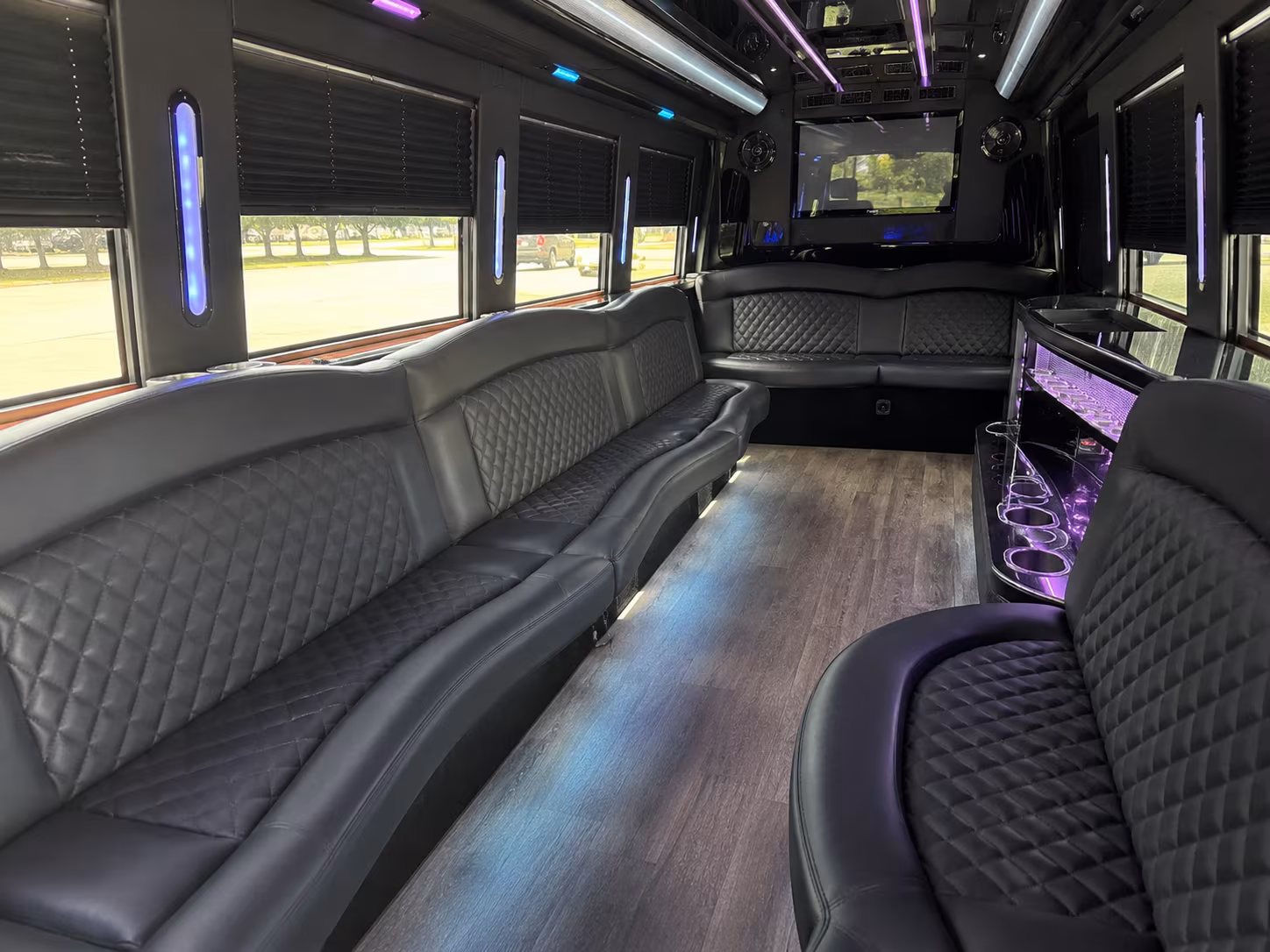 Lynchburg Winery Tour & Pub Crawl Transportation