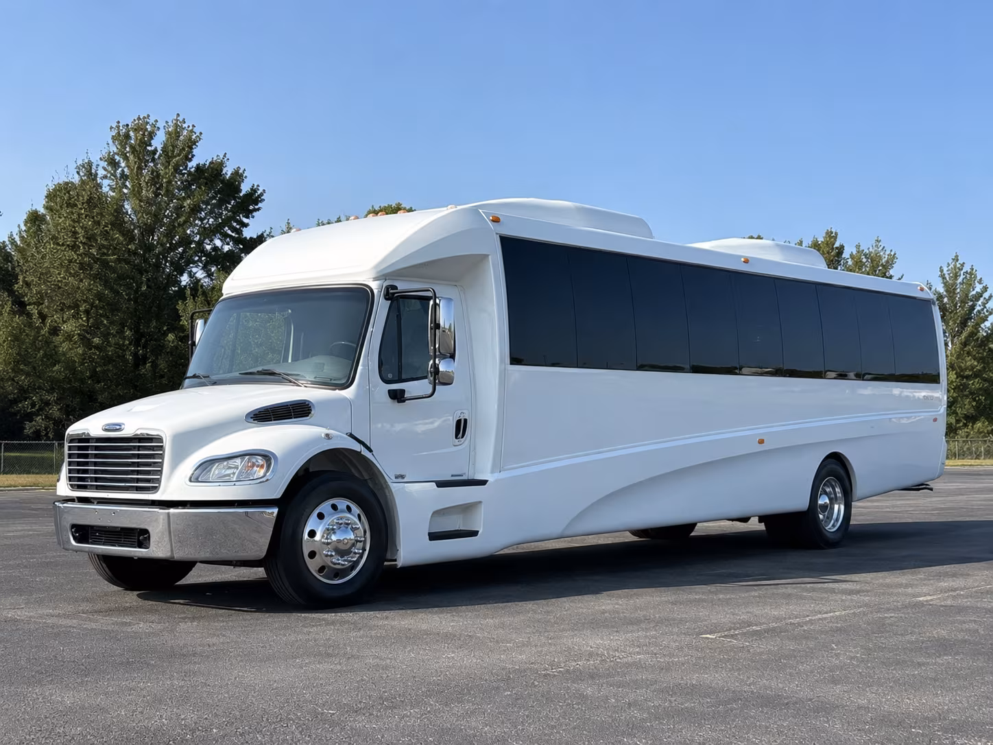 Newport News Homecoming & Prom Party Bus Rentals
