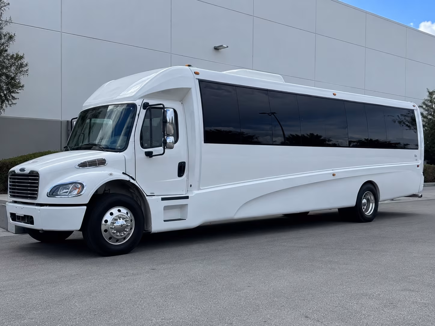 Norfolk Concert & Music Festival Transportation party bus exterior