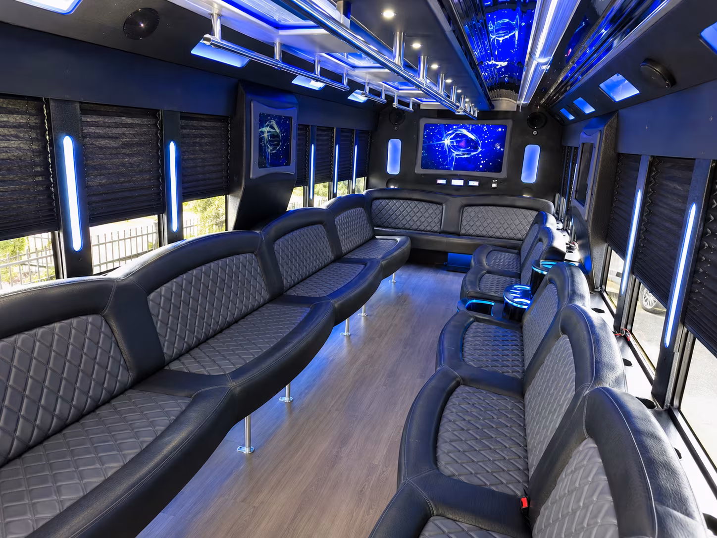 Norfolk Winery Tour & Pub Crawl Transportation party bus exterior