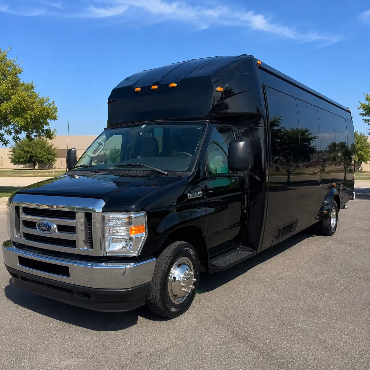 Norfolk Winery Tour & Pub Crawl Transportation party bus exterior