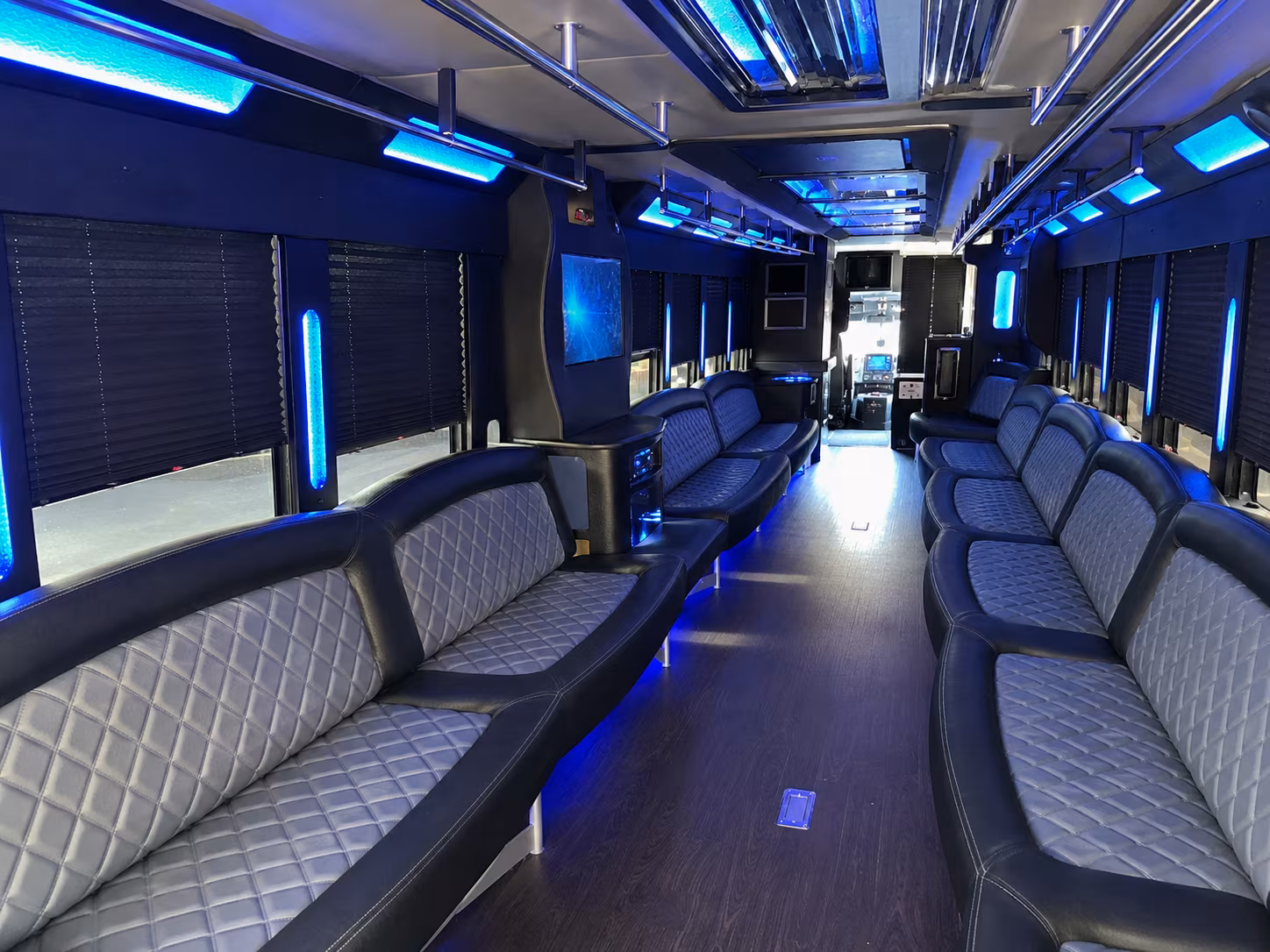 Suffolk Homecoming & Prom Party Bus Rentals