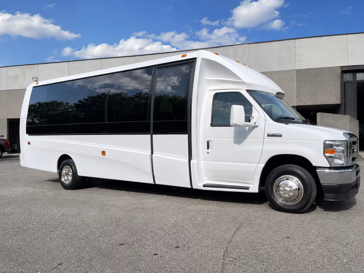 Virginia Beach Wedding Transportation & Shuttle Service
